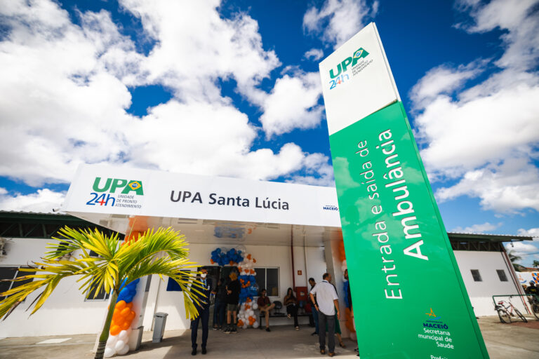 Walma Marinho é a diretora-geral da nova UPA Santa Lúcia, em Maceió (AL)