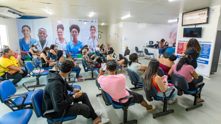 O período chuvoso na capital alagoana, entre os meses de abril e julho, contribuiu para o crescimento de atendimentos de pacientes com sintomas gripais (Foto: Itawi Albuquerque / Secom Maceió)