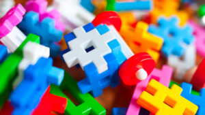 Os brinquedos arrecadados para o Dia das Crianças na UPA Santa Lúcia, entre colaboradores e terceirizados, serão distribuídos entre os pacientes mirins em atendimento. (Foto: Freepik)